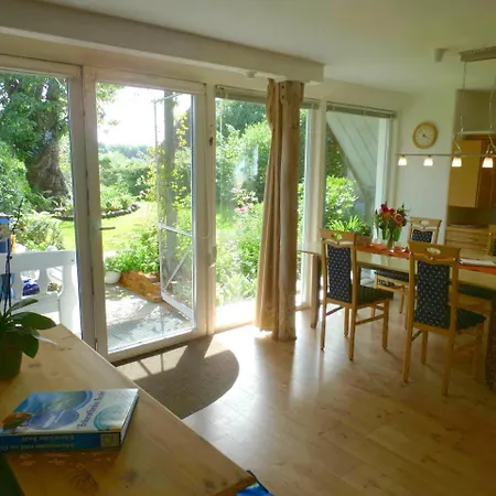Ferienhaus Am Nord-ostsee-kanal - #10454